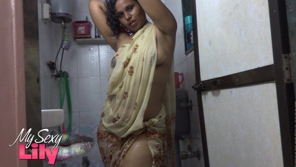 Young Indian girl nude - Indian sex photos