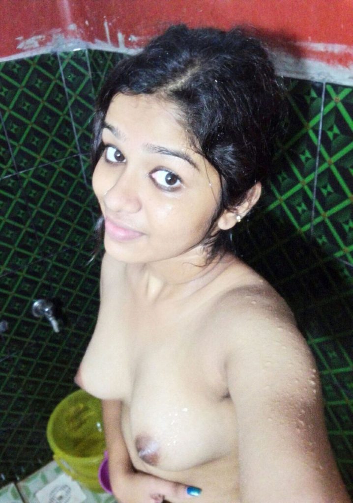 sexy indian girl nude selfies