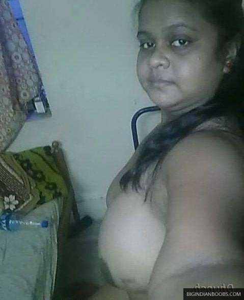 chubby-Indian-house-wife-nude-pics